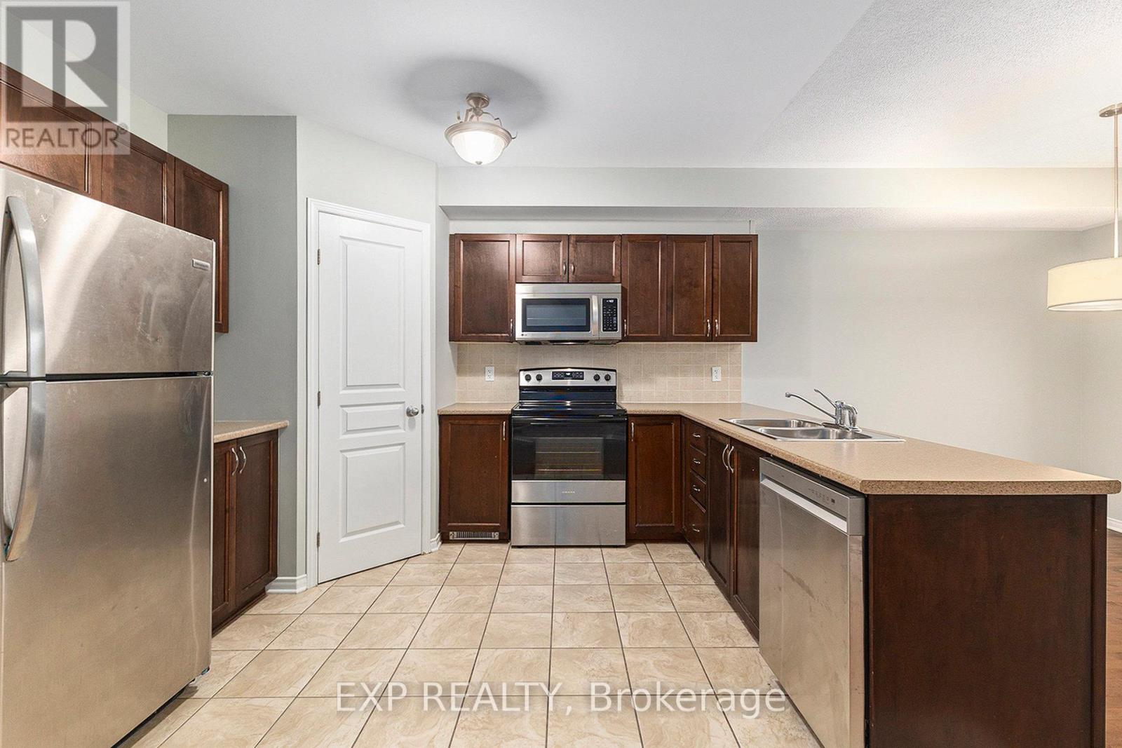 526 Pepperville Crescent