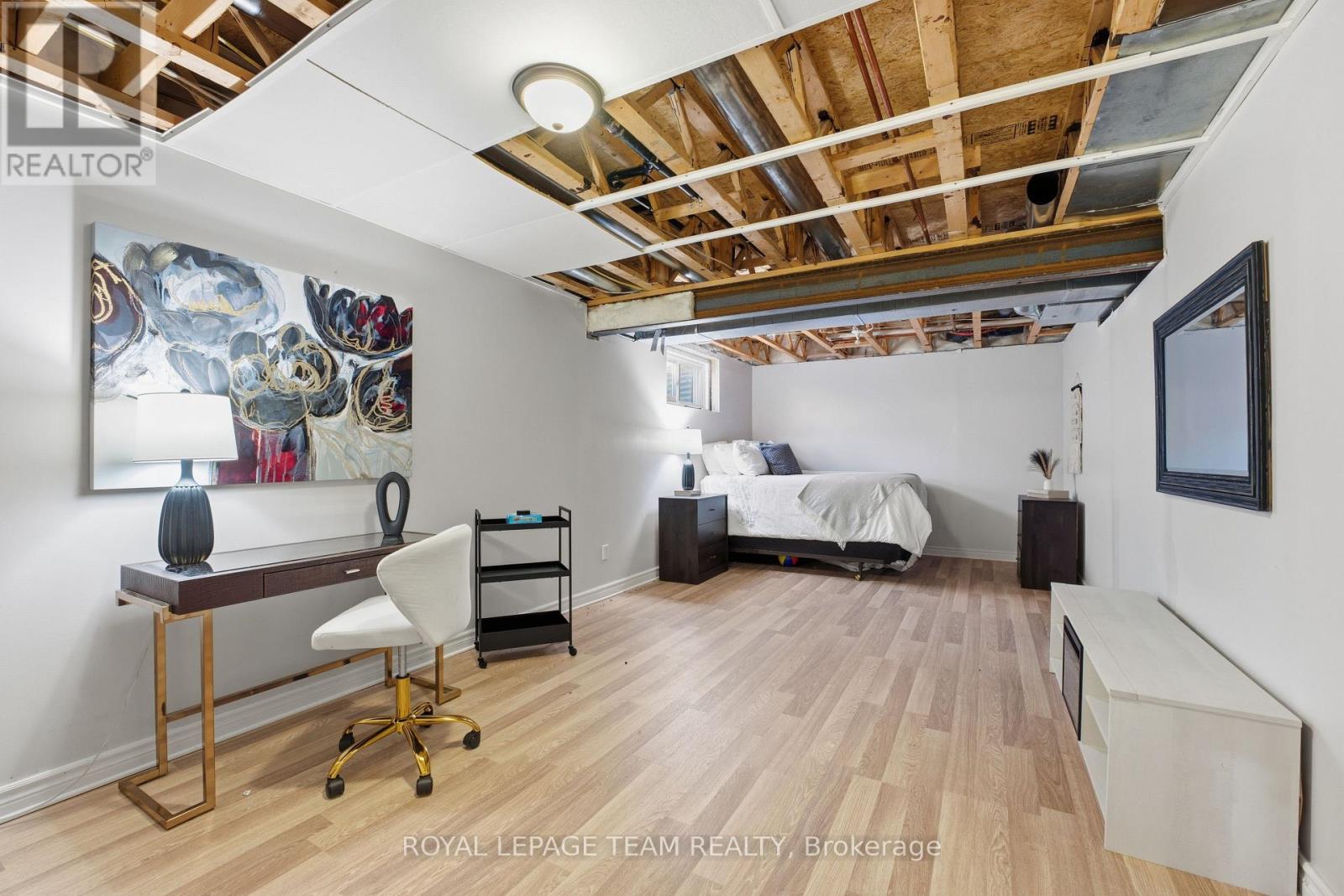 116 Mclachlin Street S