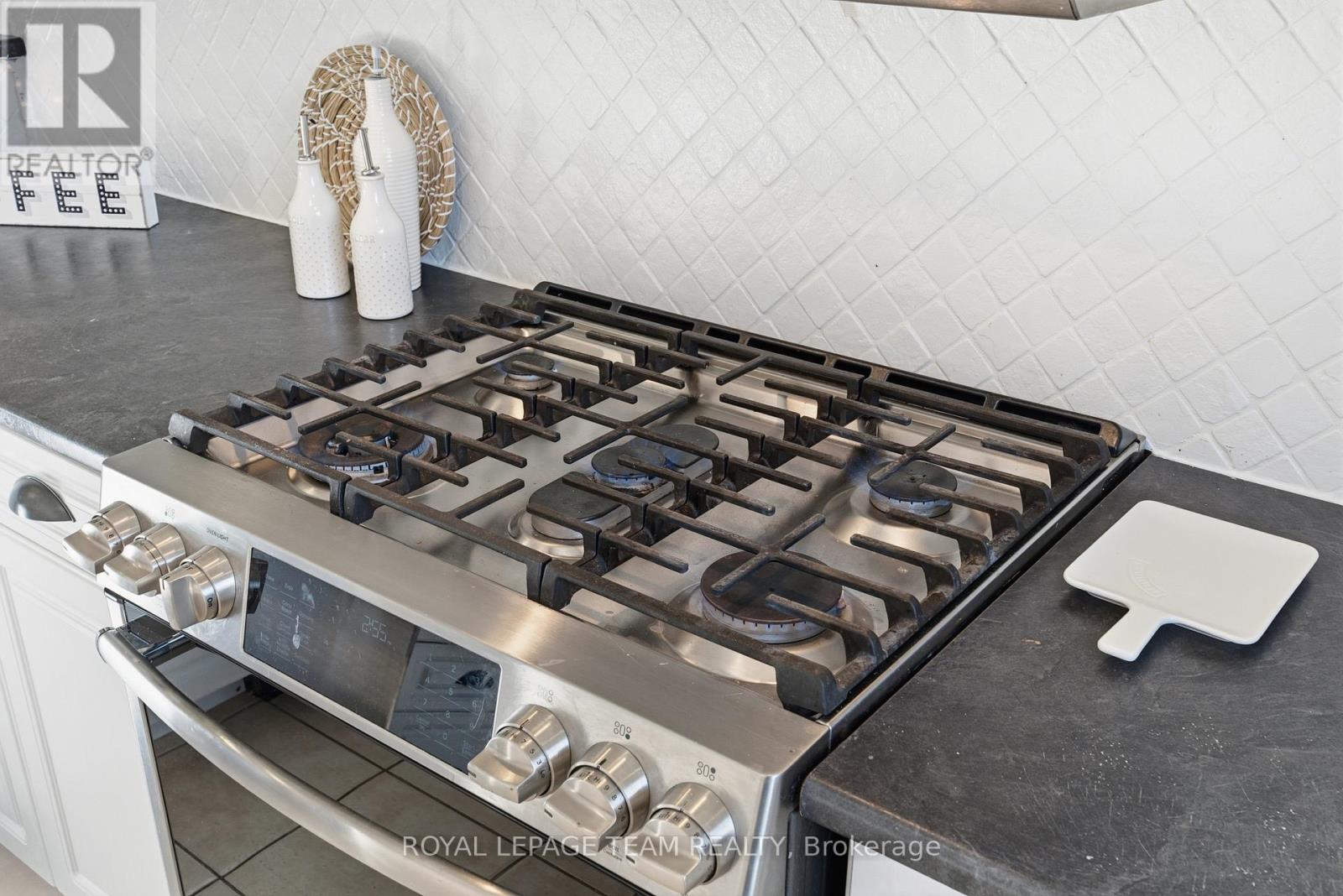 116 Mclachlin Street S