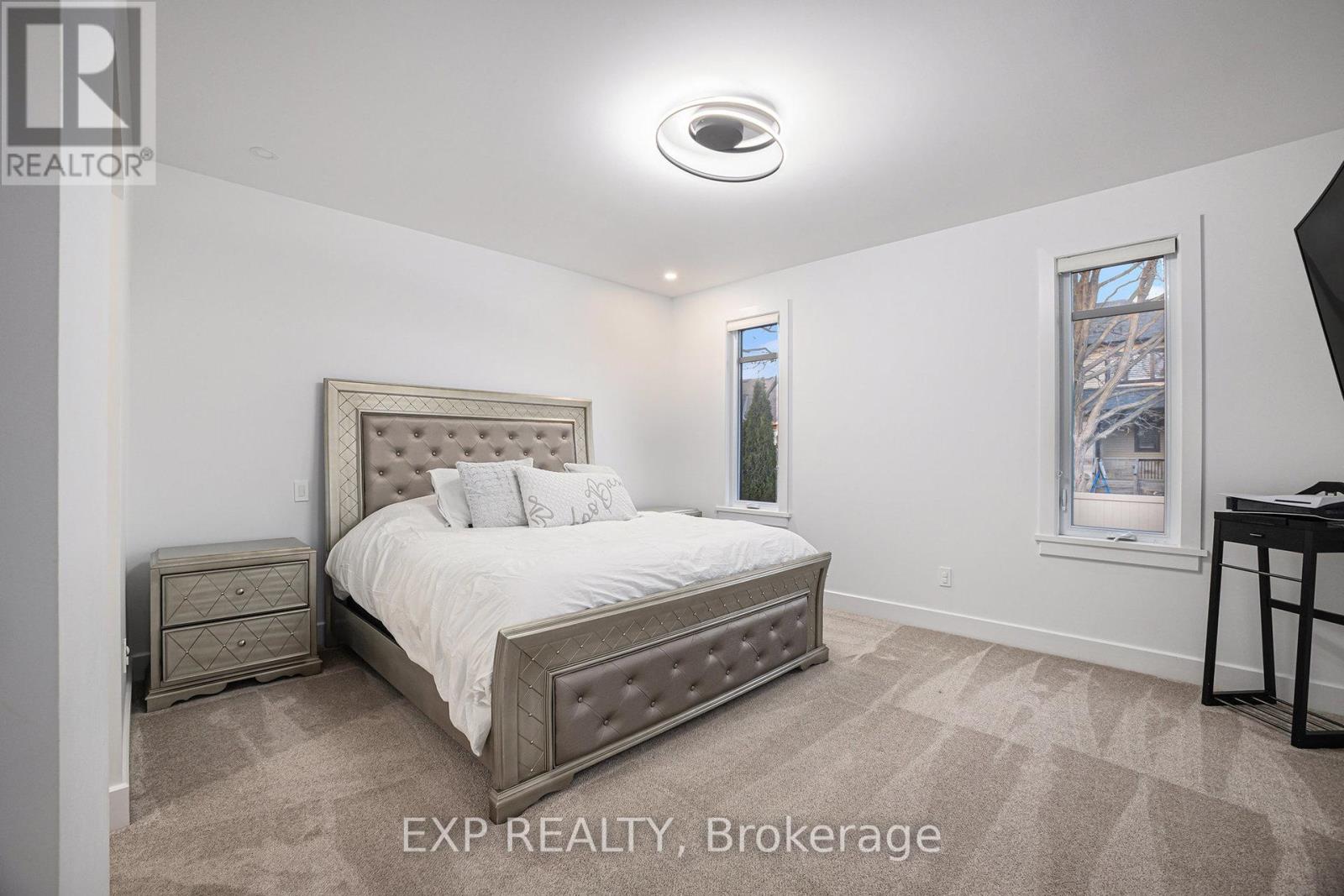 66 Bald Eagle Crescent