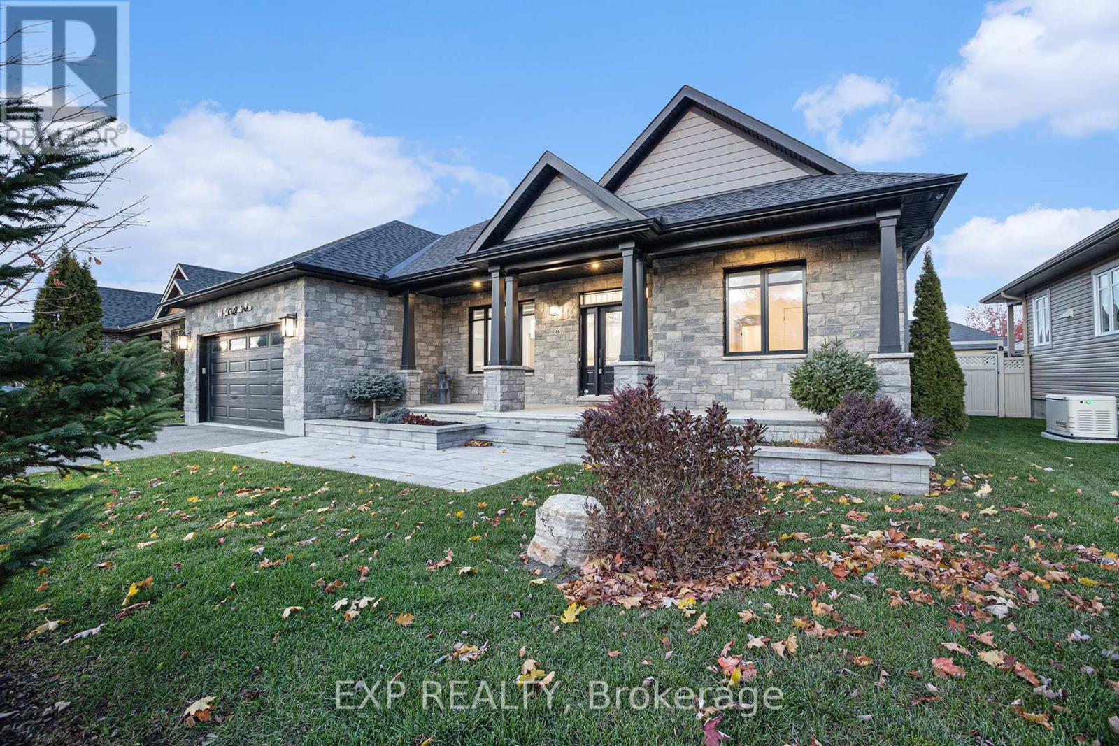 66 Bald Eagle Crescent