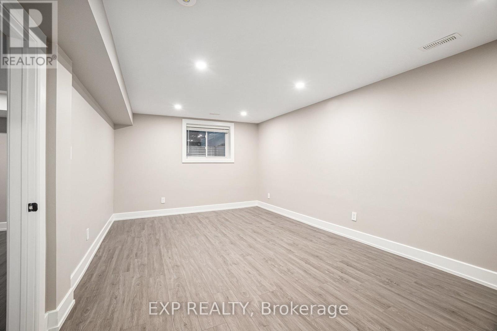 66 Bald Eagle Crescent