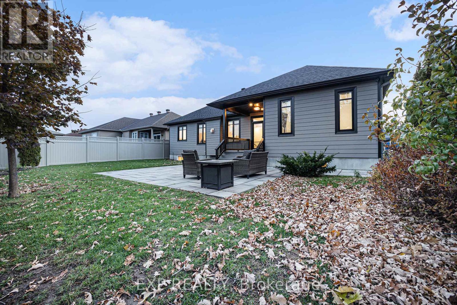 66 Bald Eagle Crescent