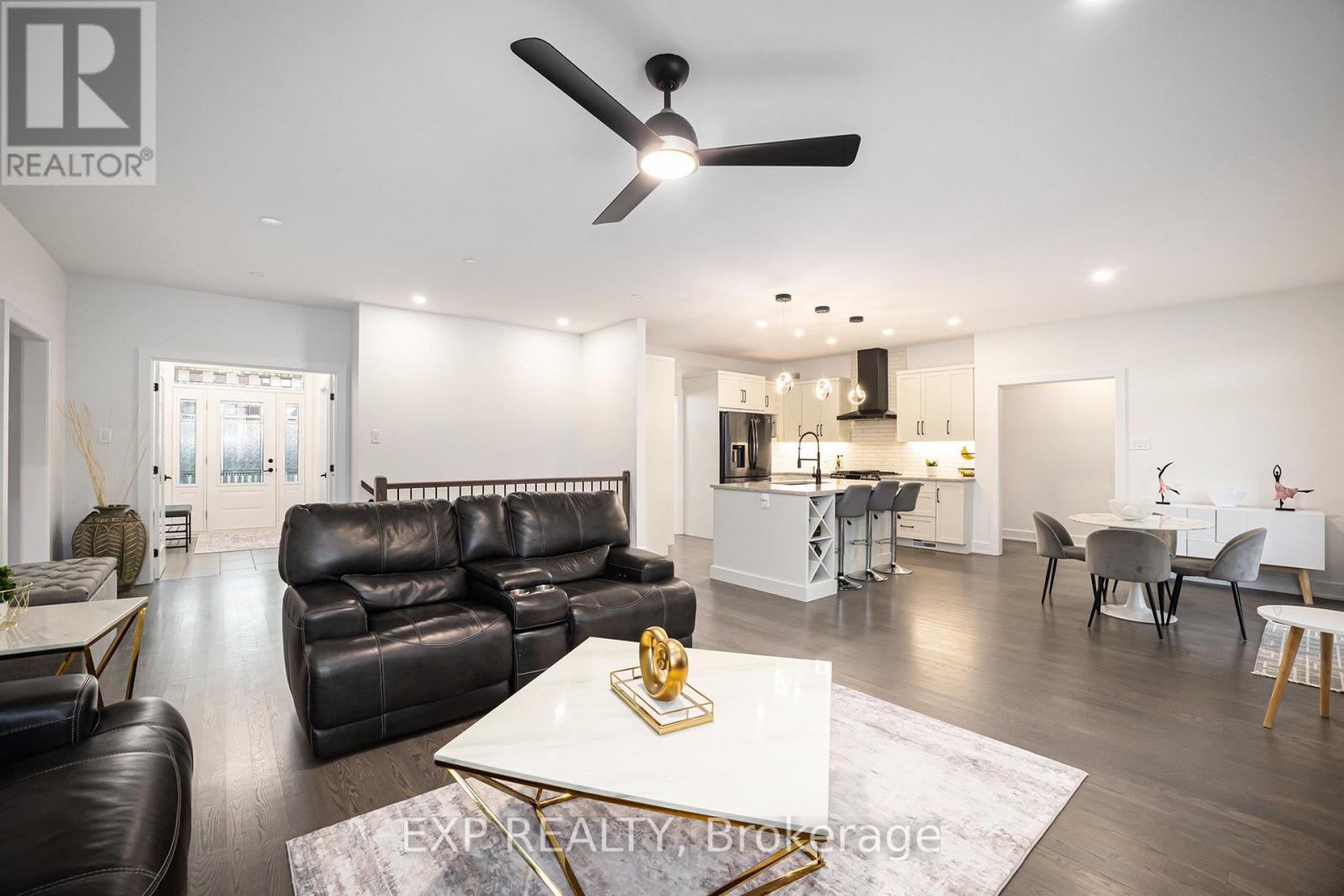 66 Bald Eagle Crescent