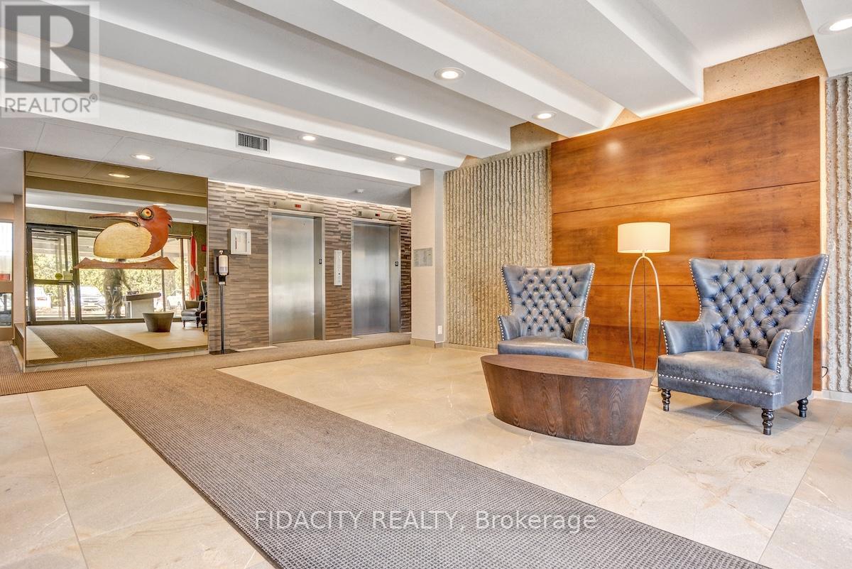 908 - 1195 Richmond Road