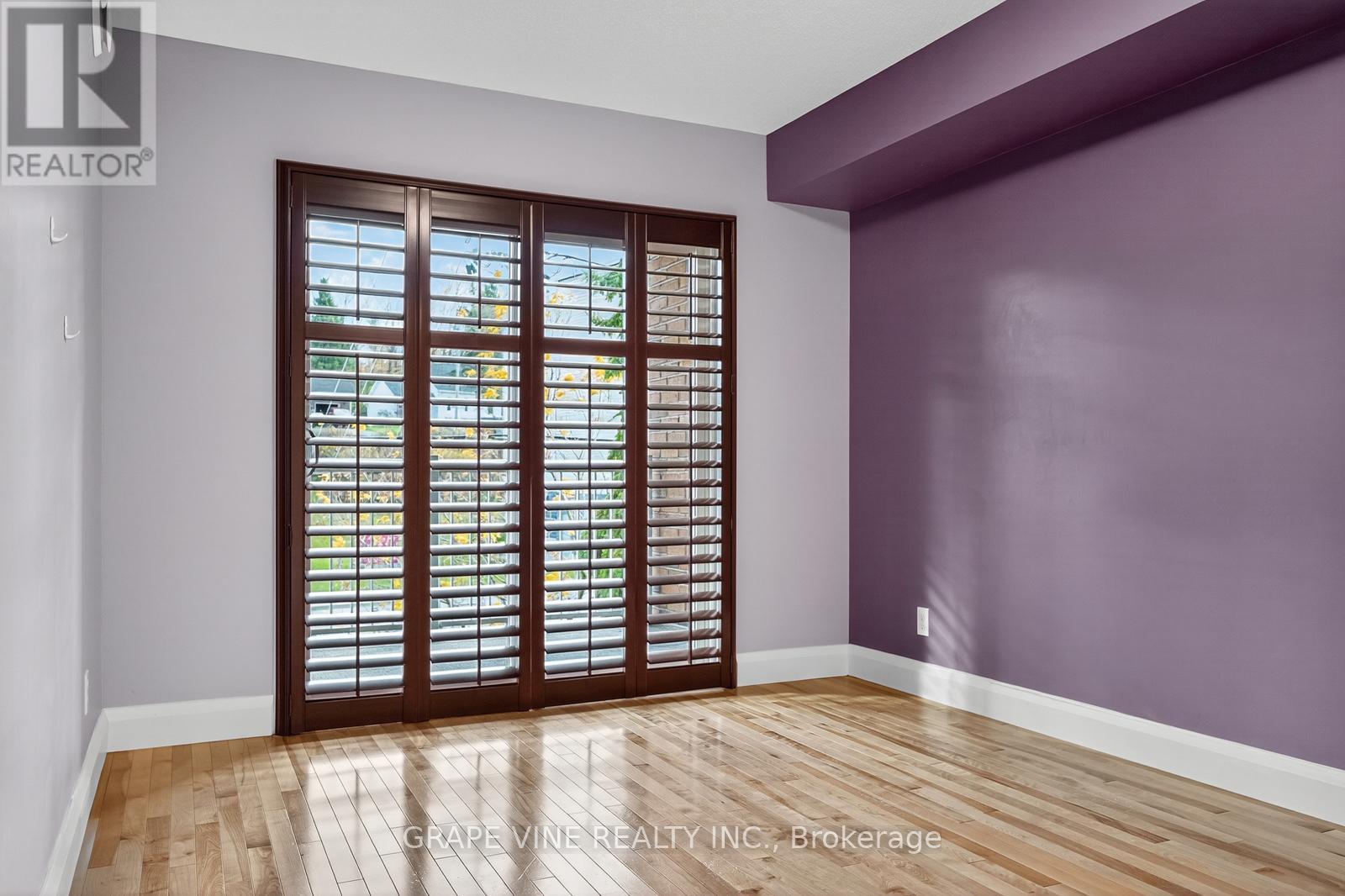 301u - 1921 St. Joseph Boulevard