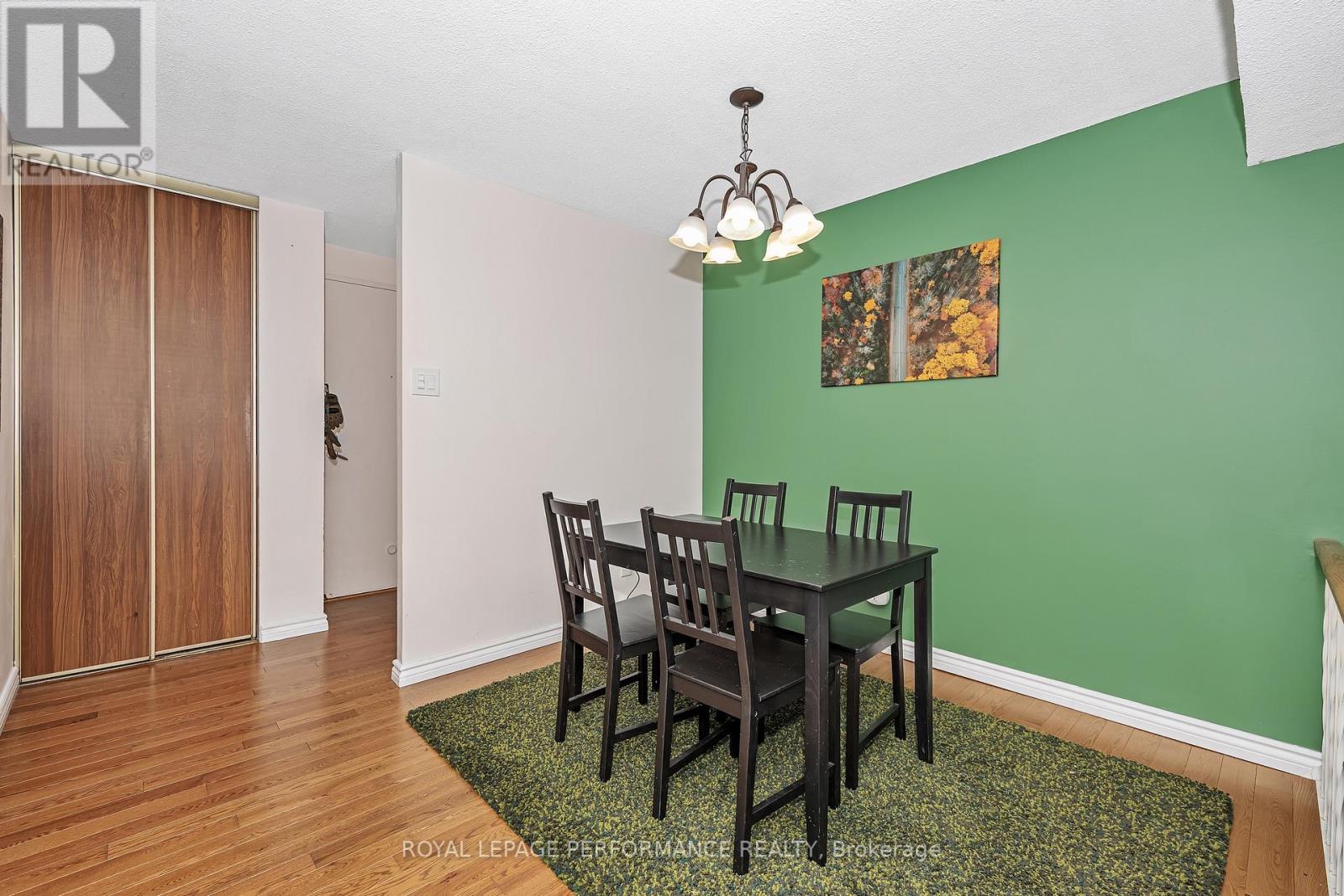 308 - 415 Greenview Avenue