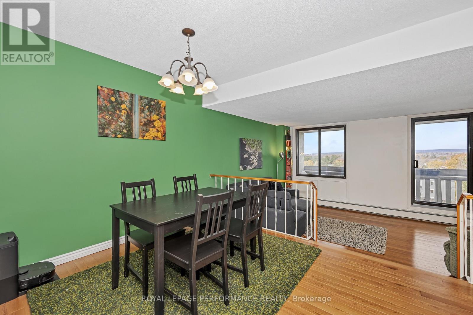 308 - 415 Greenview Avenue