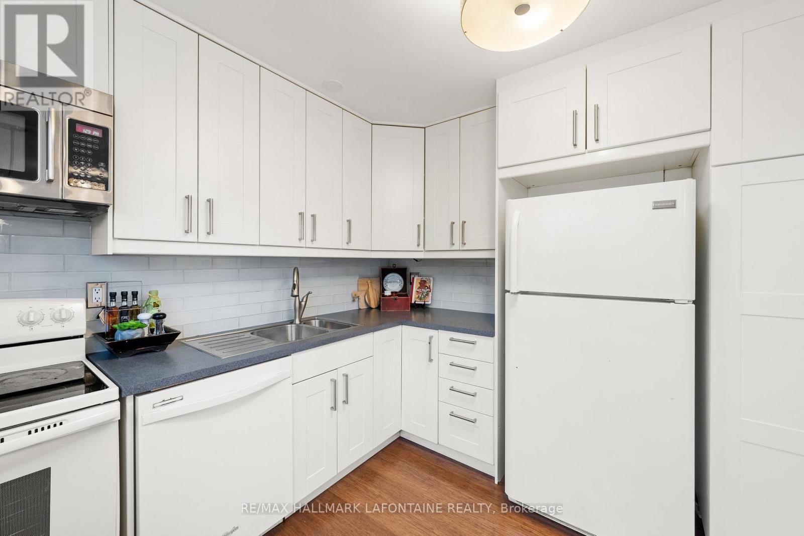 303 Mockingbird Drive