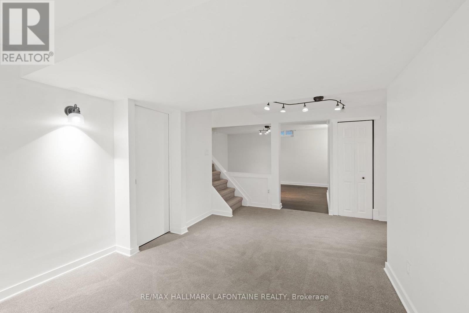 303 Mockingbird Drive