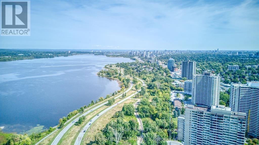 2006 - 1195 Richmond Road