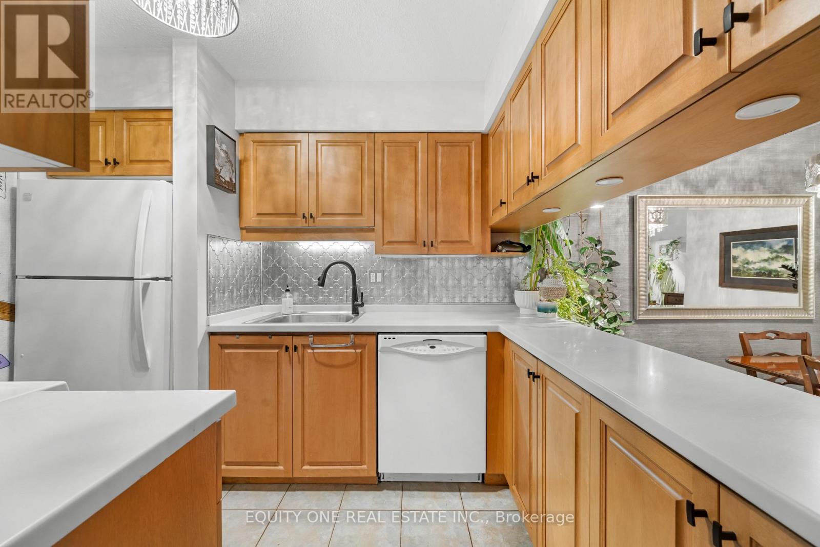 2b - 142 Waverley Street