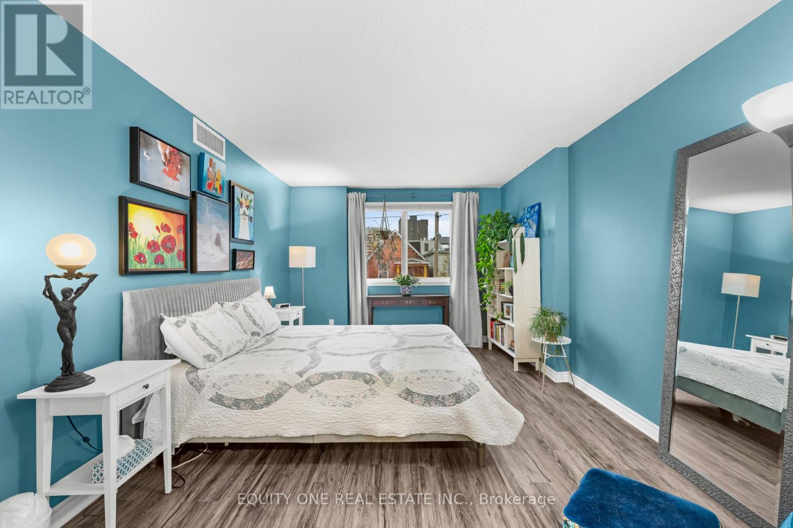 2b - 142 Waverley Street