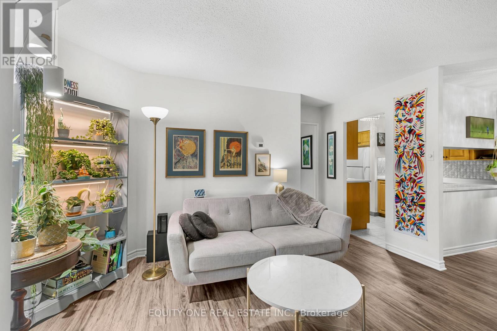 2b - 142 Waverley Street