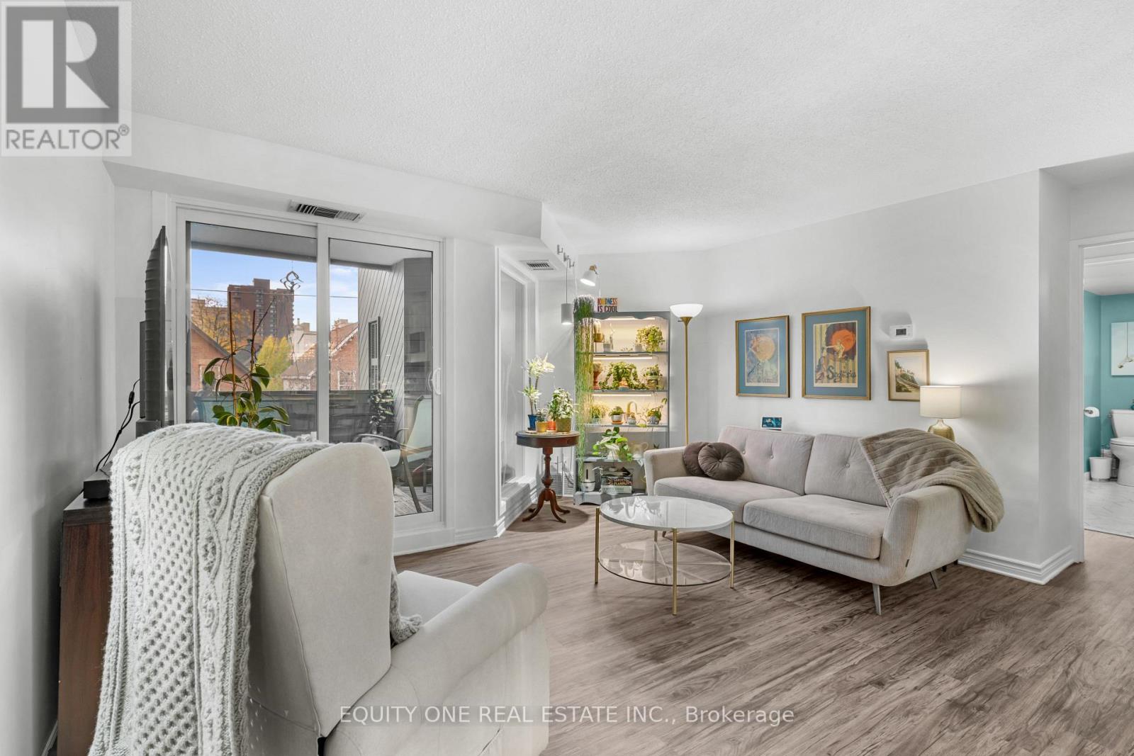 2b - 142 Waverley Street