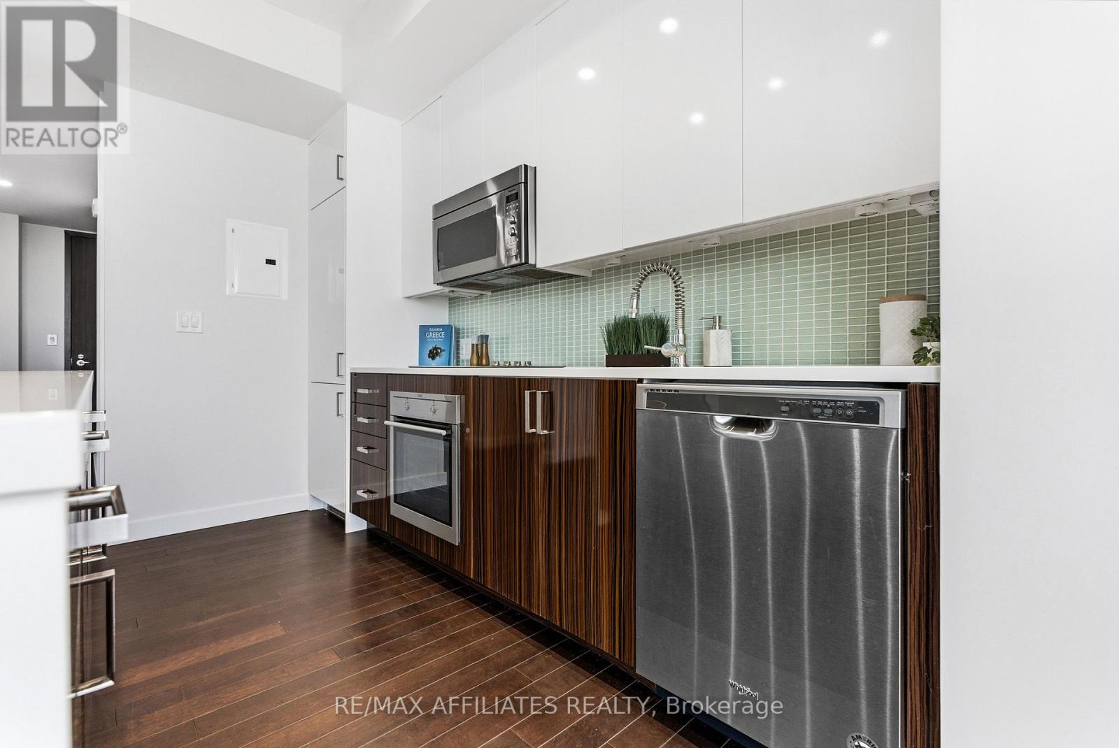 508 - 201 Parkdale Avenue W