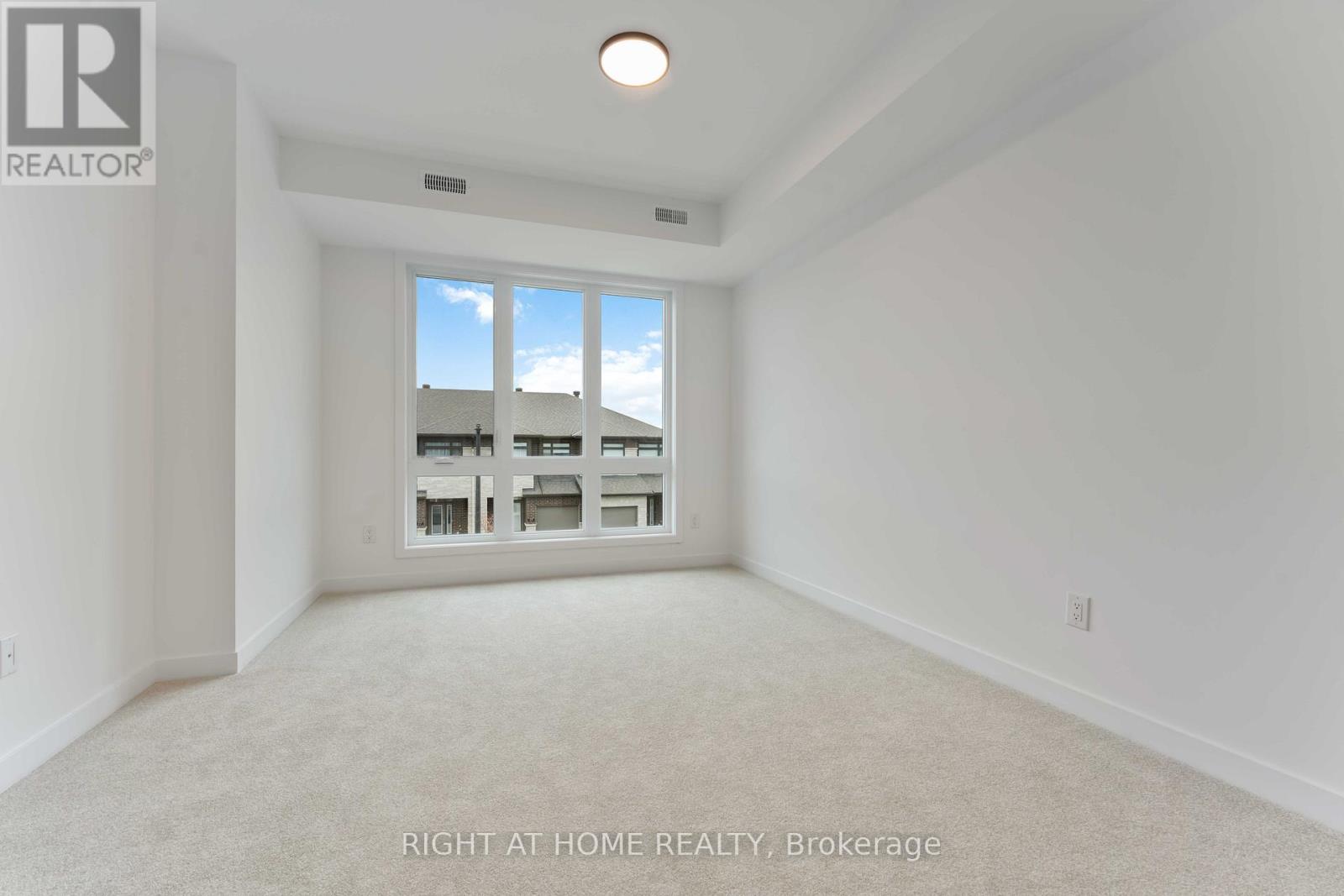 213 - 20f Maize Street