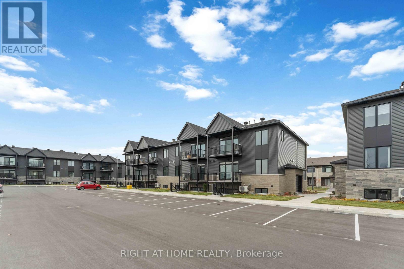 213 - 20f Maize Street