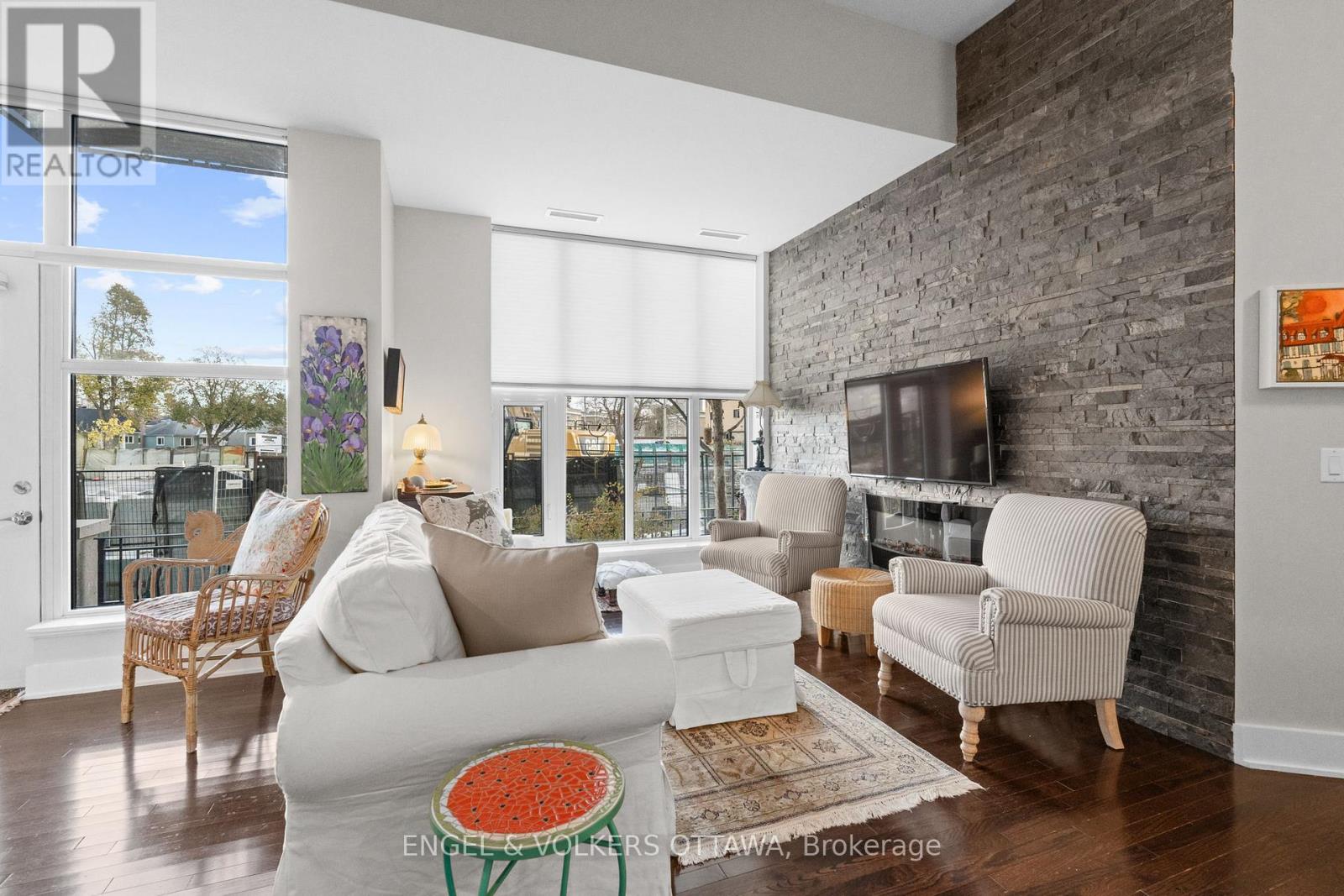 102 - 75 Cleary Avenue