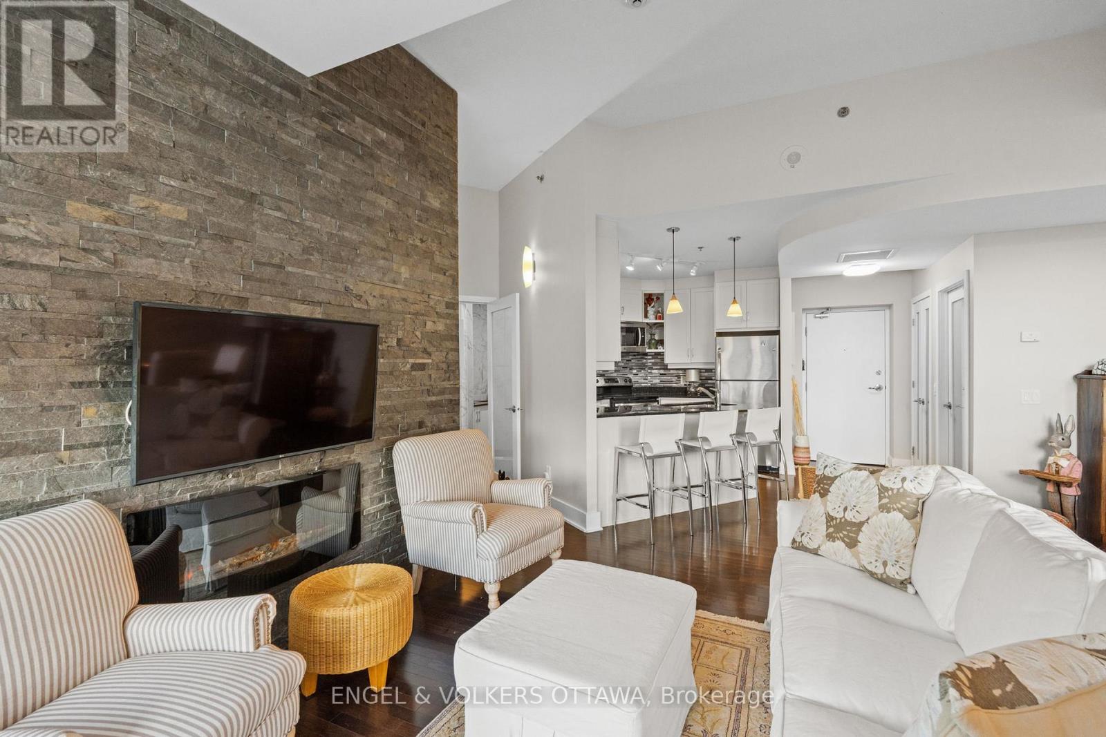 102 - 75 Cleary Avenue