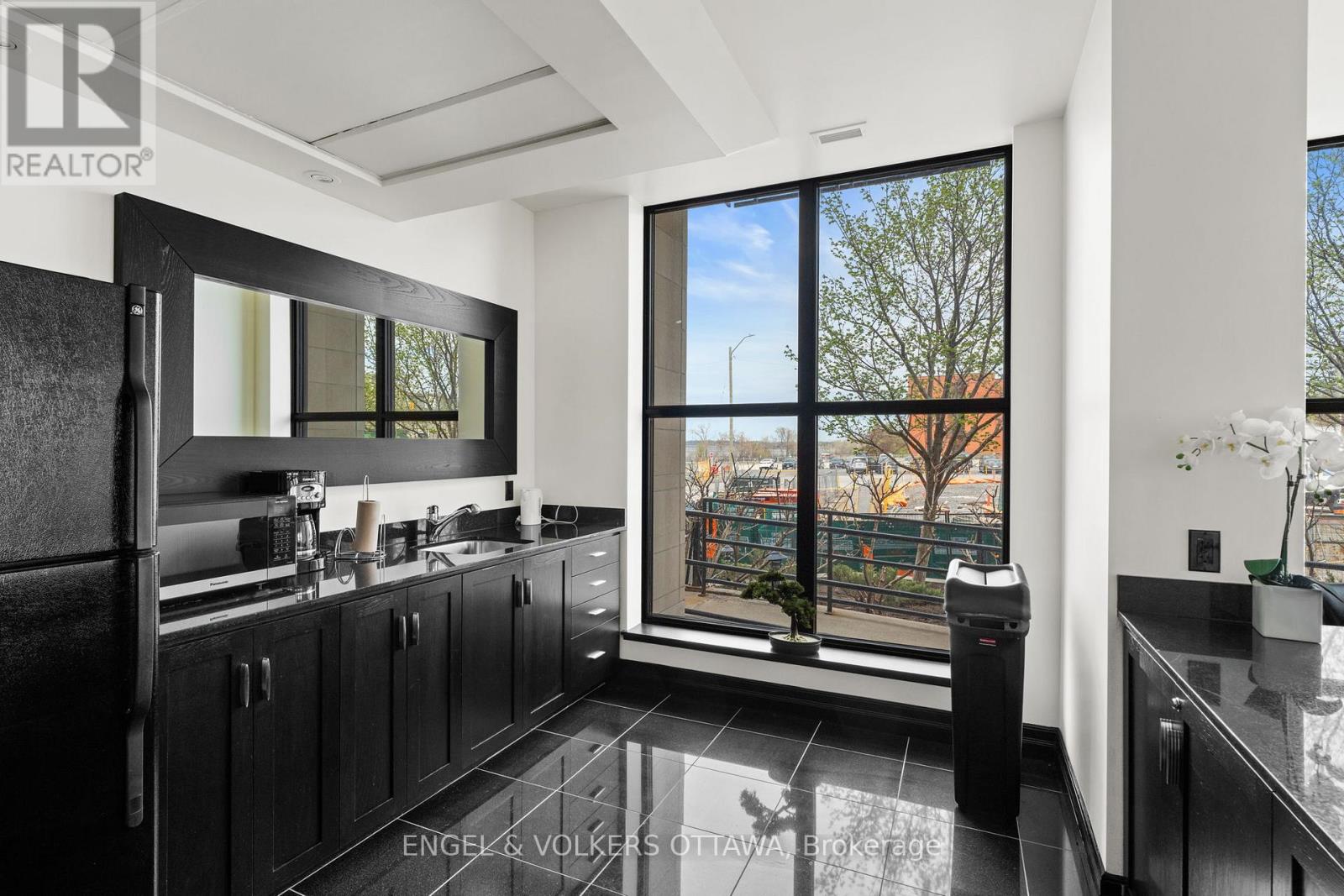 102 - 75 Cleary Avenue