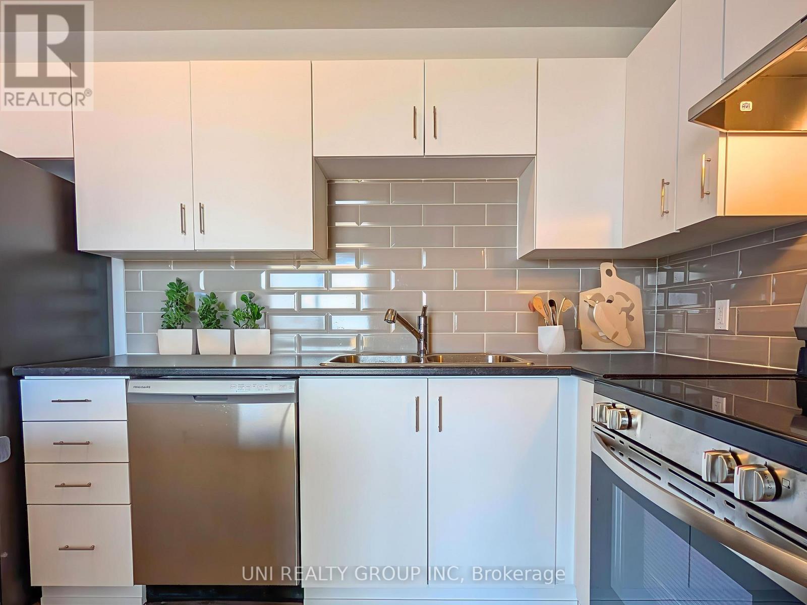 #601 - 1350 Hemlock Road