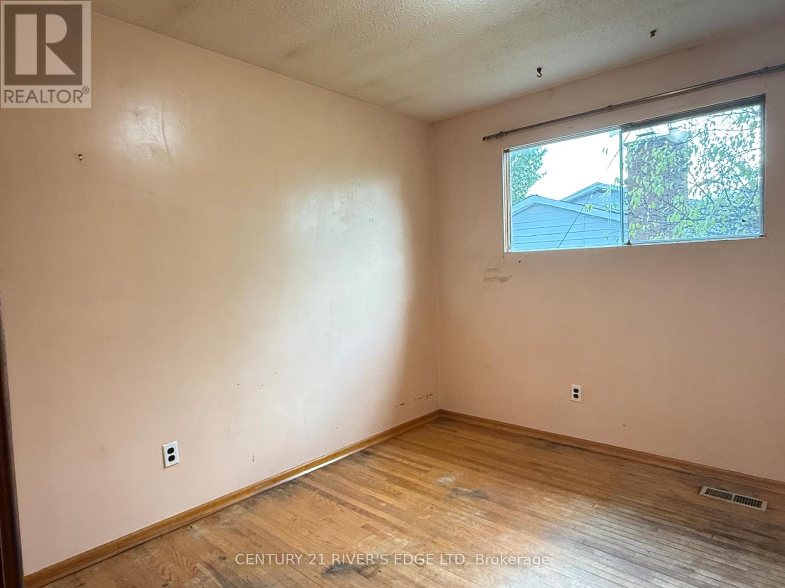 2527 Needham Crescent