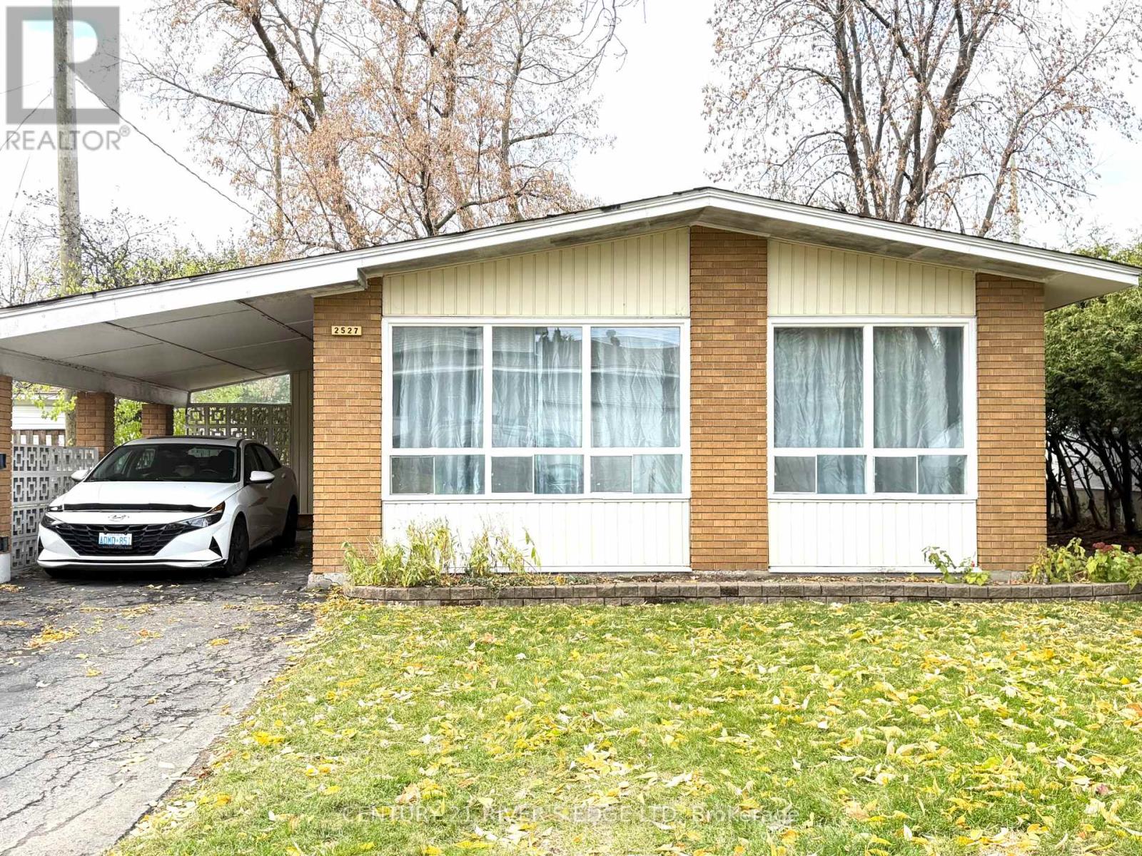 2527 Needham Crescent