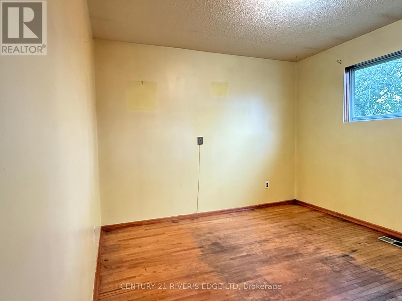 2527 Needham Crescent