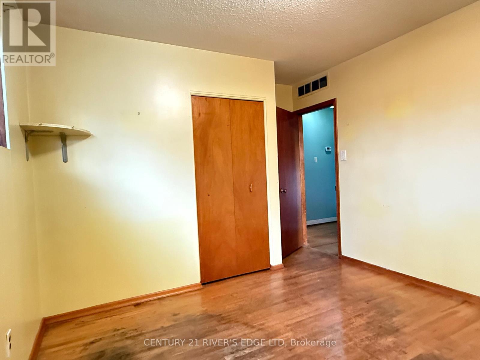 2527 Needham Crescent