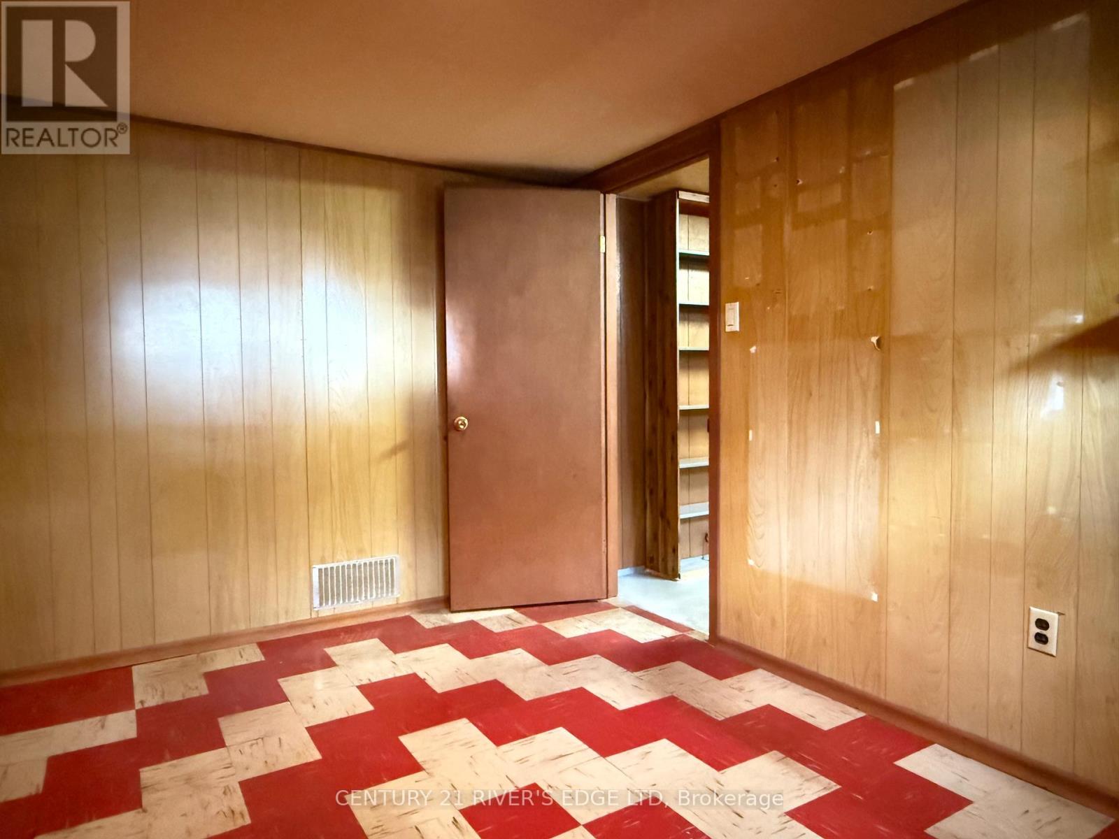 2527 Needham Crescent