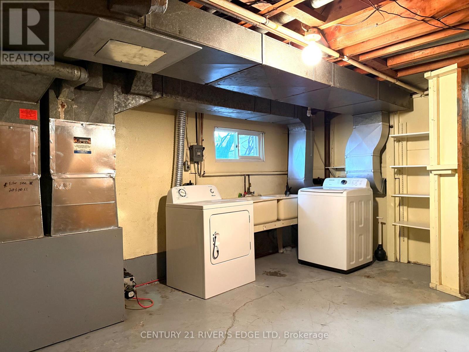 2527 Needham Crescent