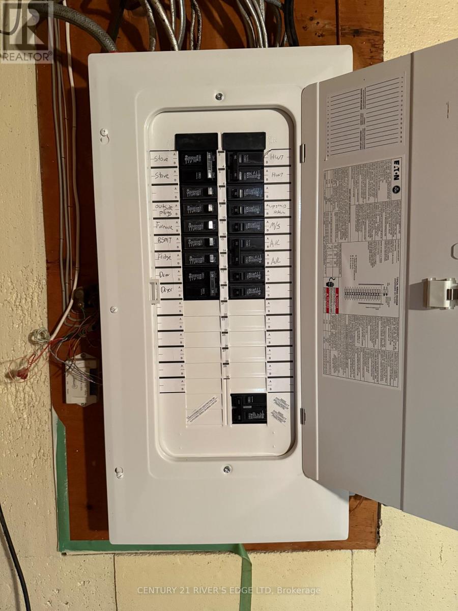 2527 Needham Crescent