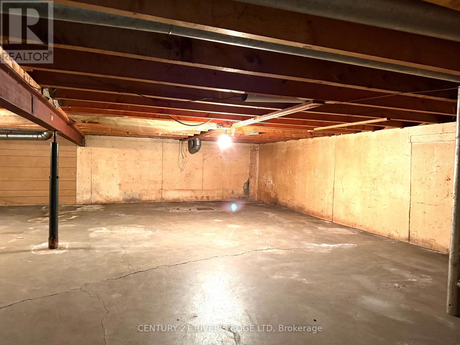 2527 Needham Crescent