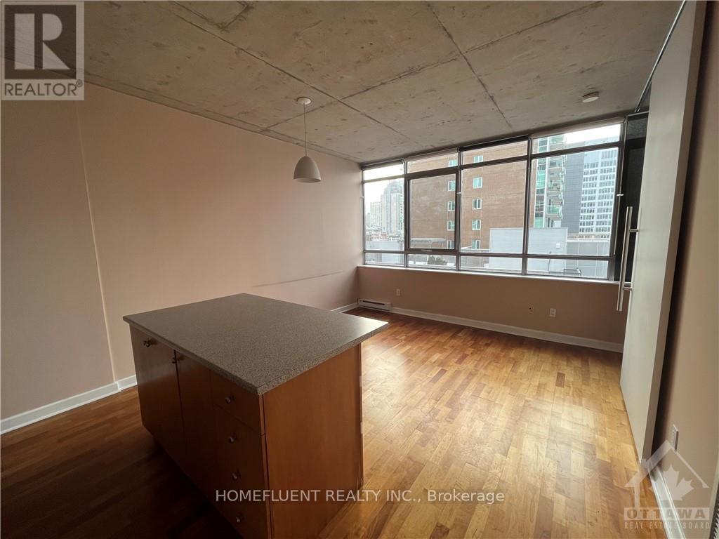 710 - 180 York Street