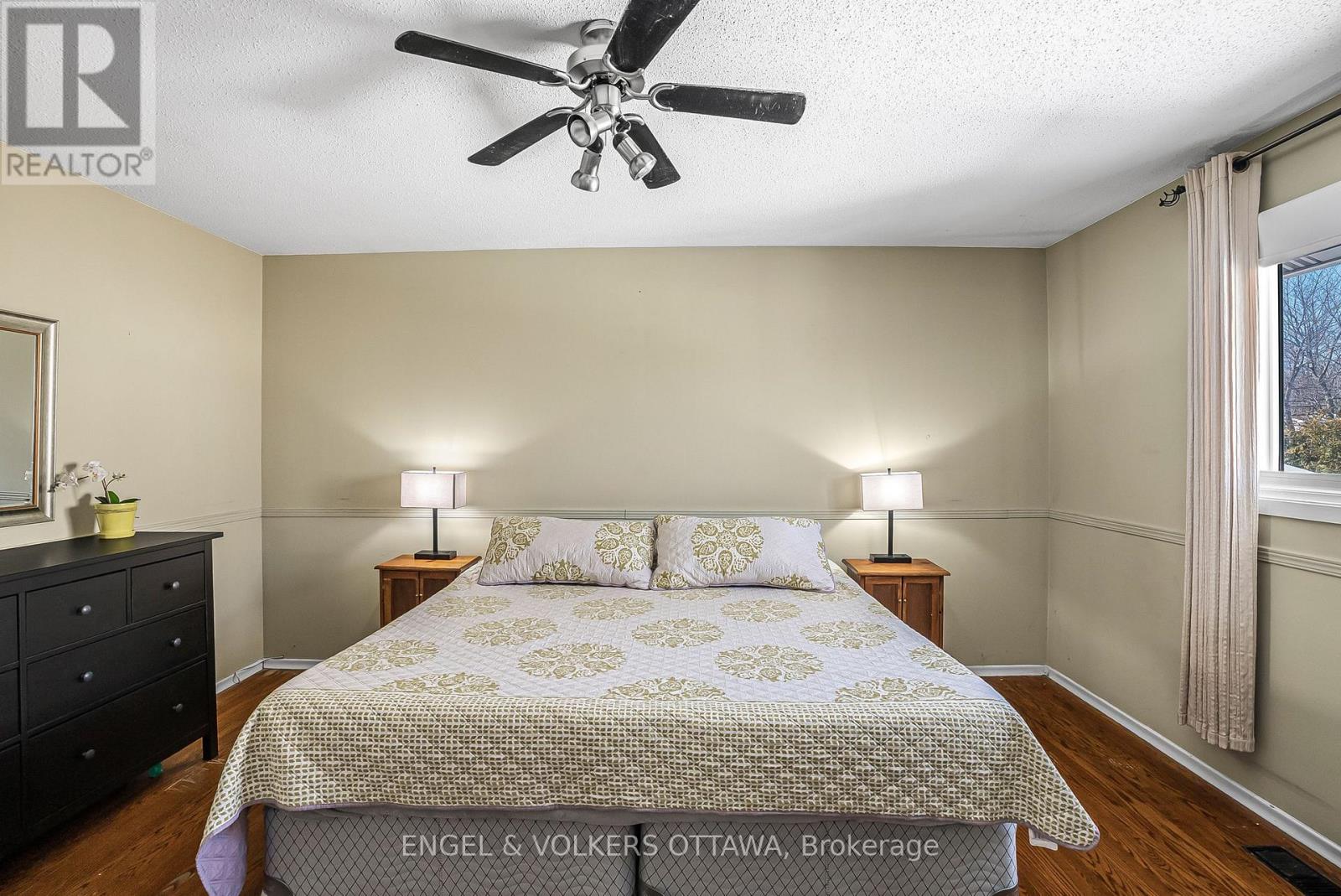 1427 Rosebella Avenue