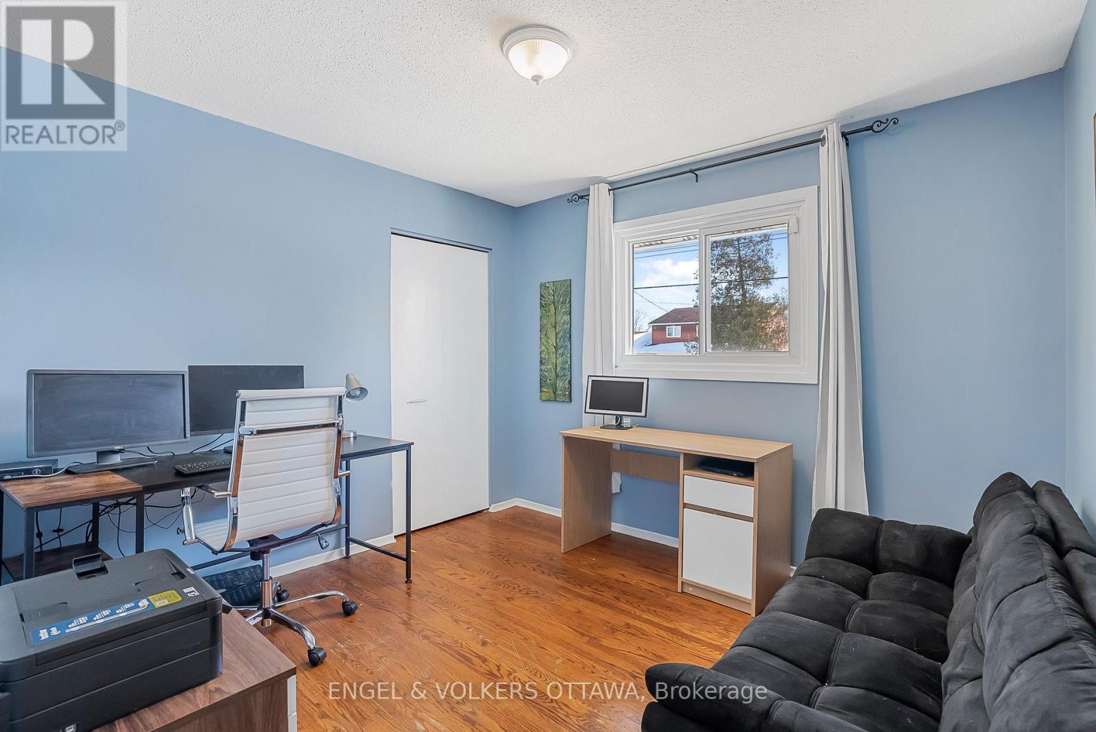 1427 Rosebella Avenue