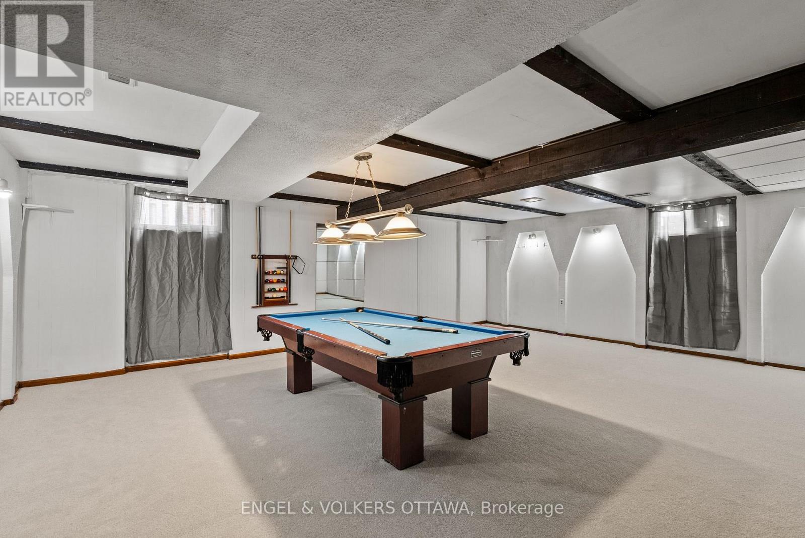 1427 Rosebella Avenue