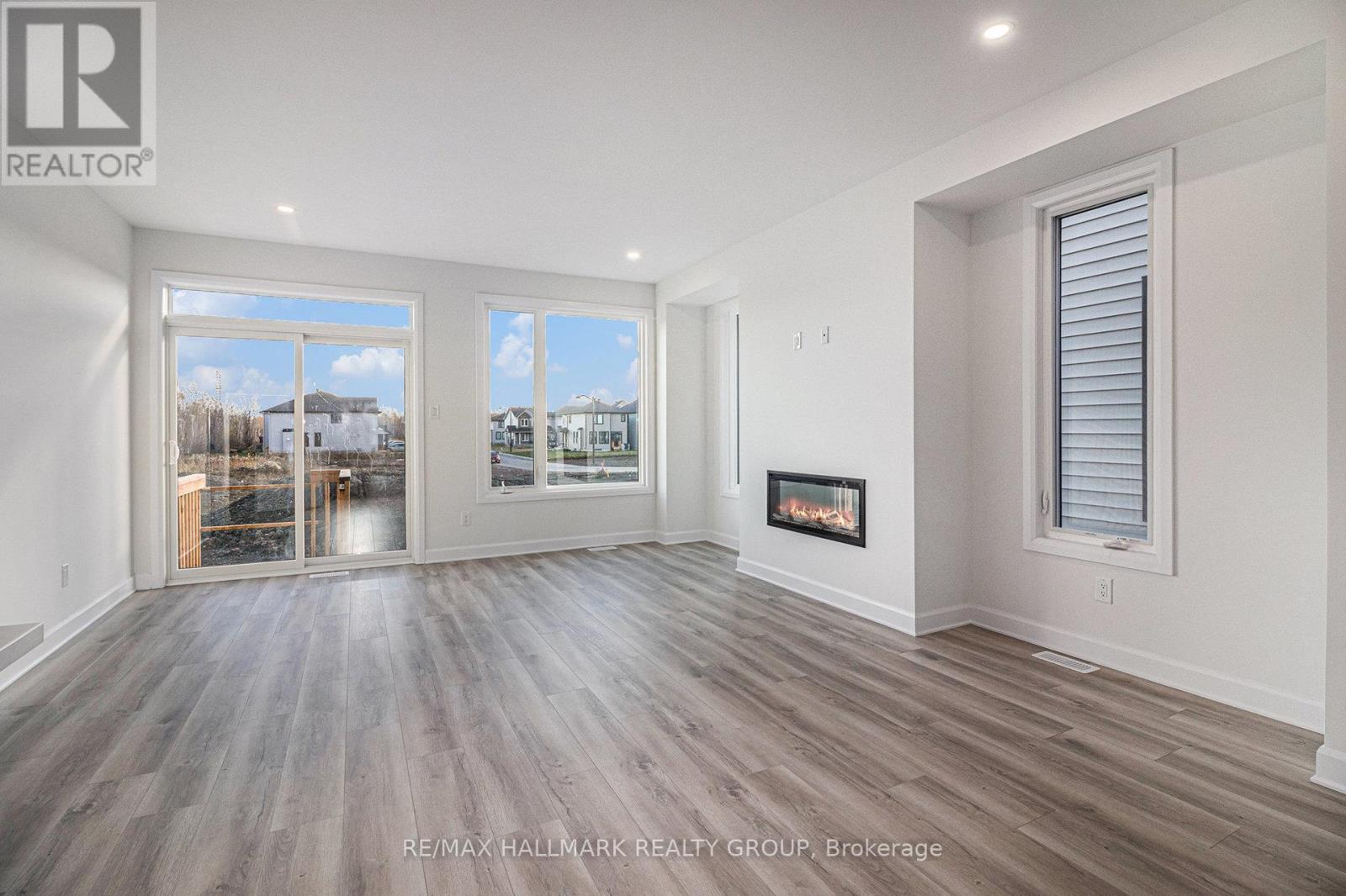 526 Reflection Street