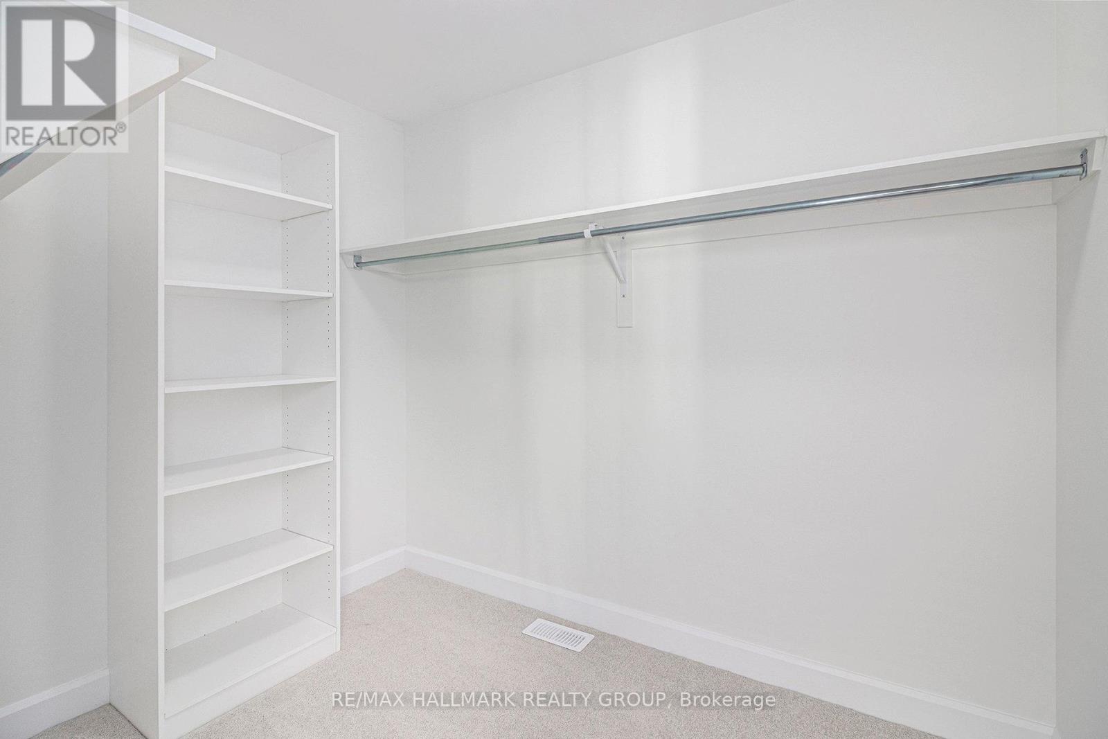 526 Reflection Street