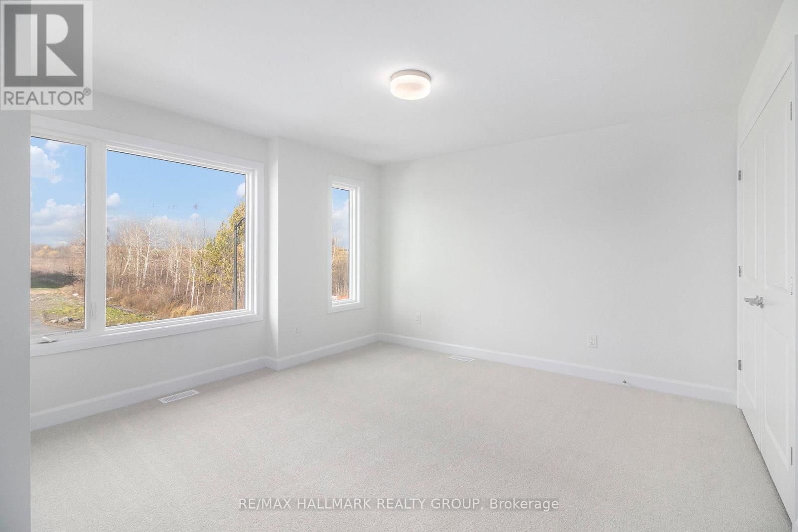 526 Reflection Street