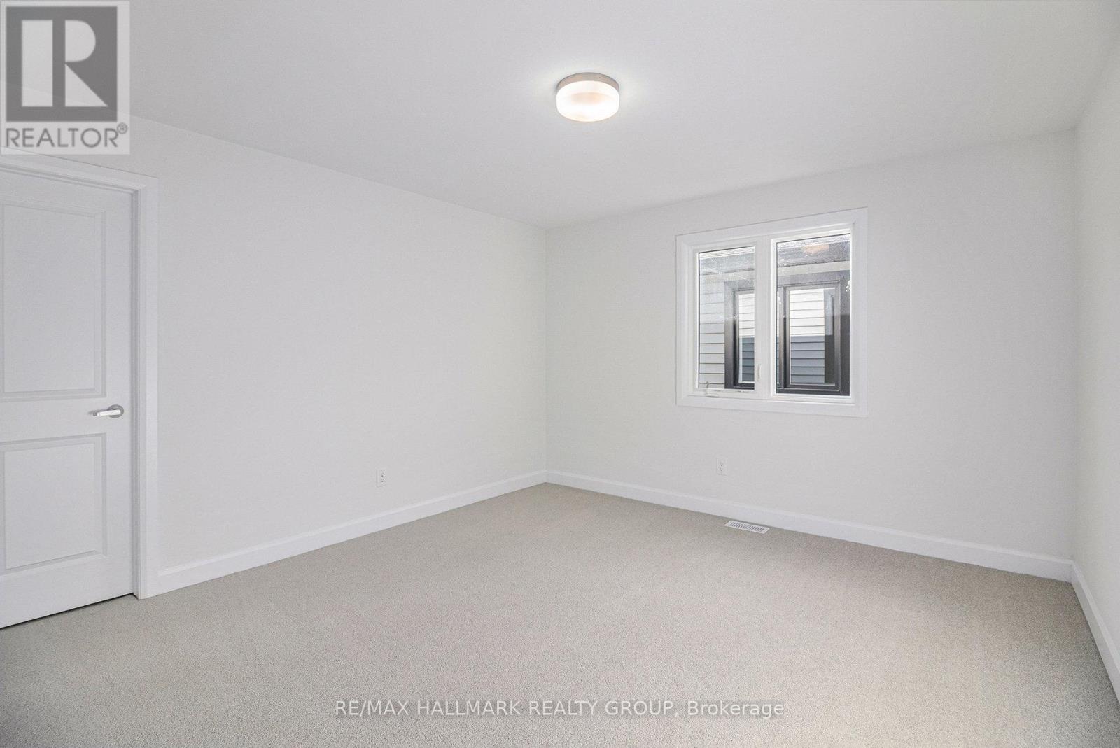 526 Reflection Street