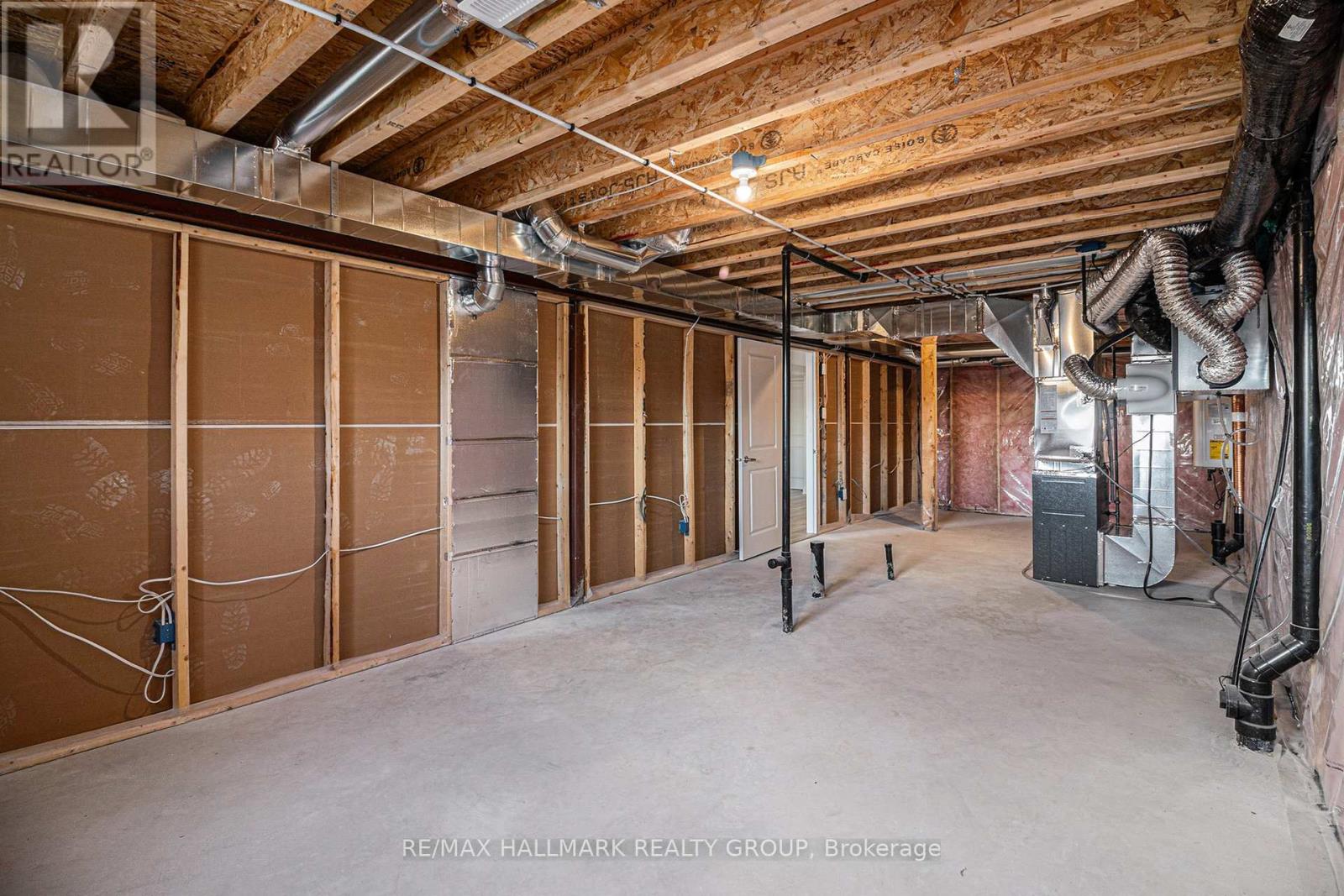 526 Reflection Street