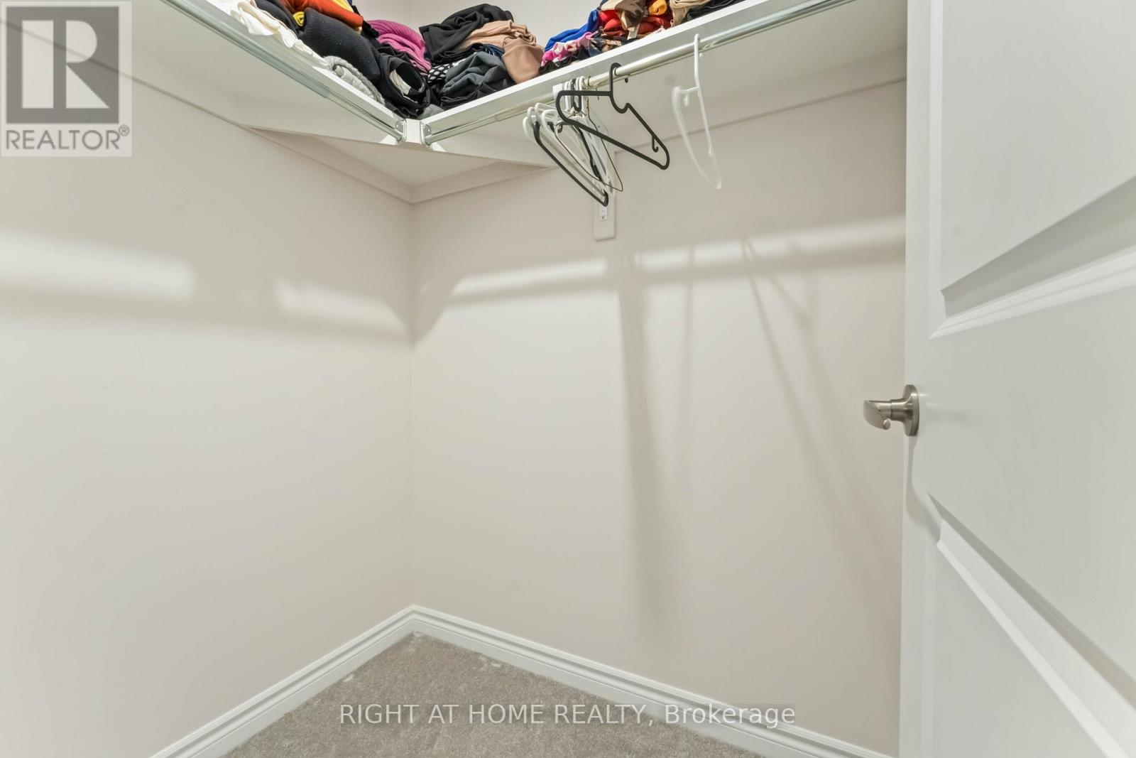 46 Focality Crescent