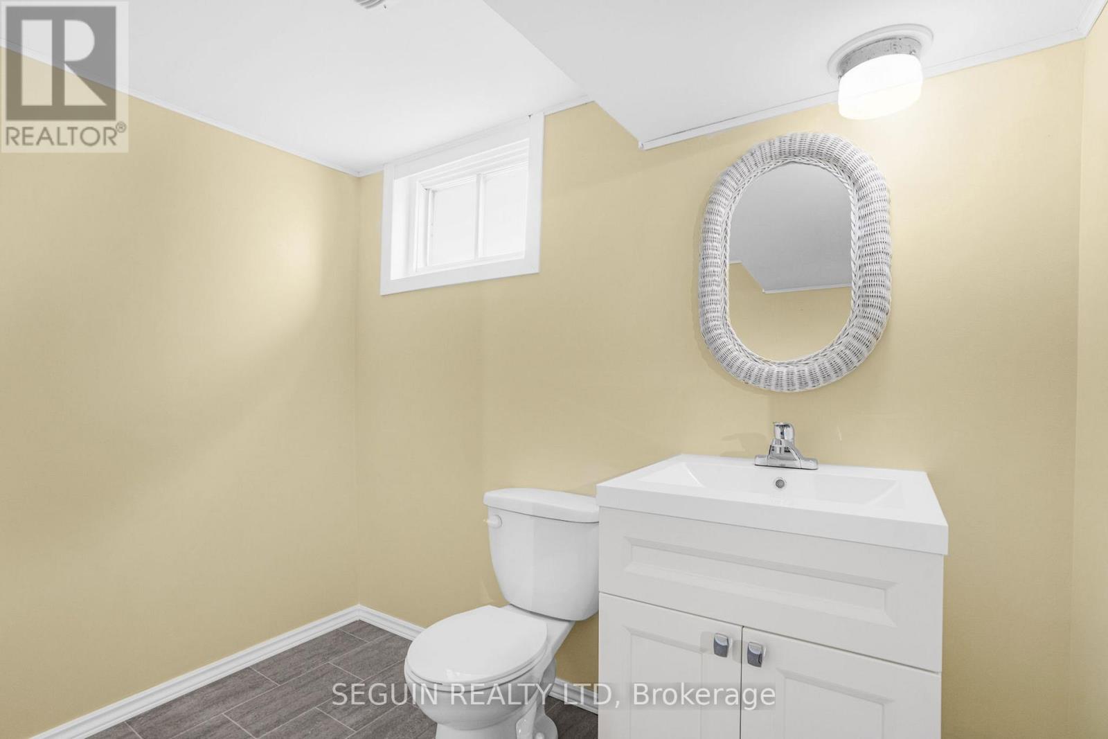 460 Theriault Street