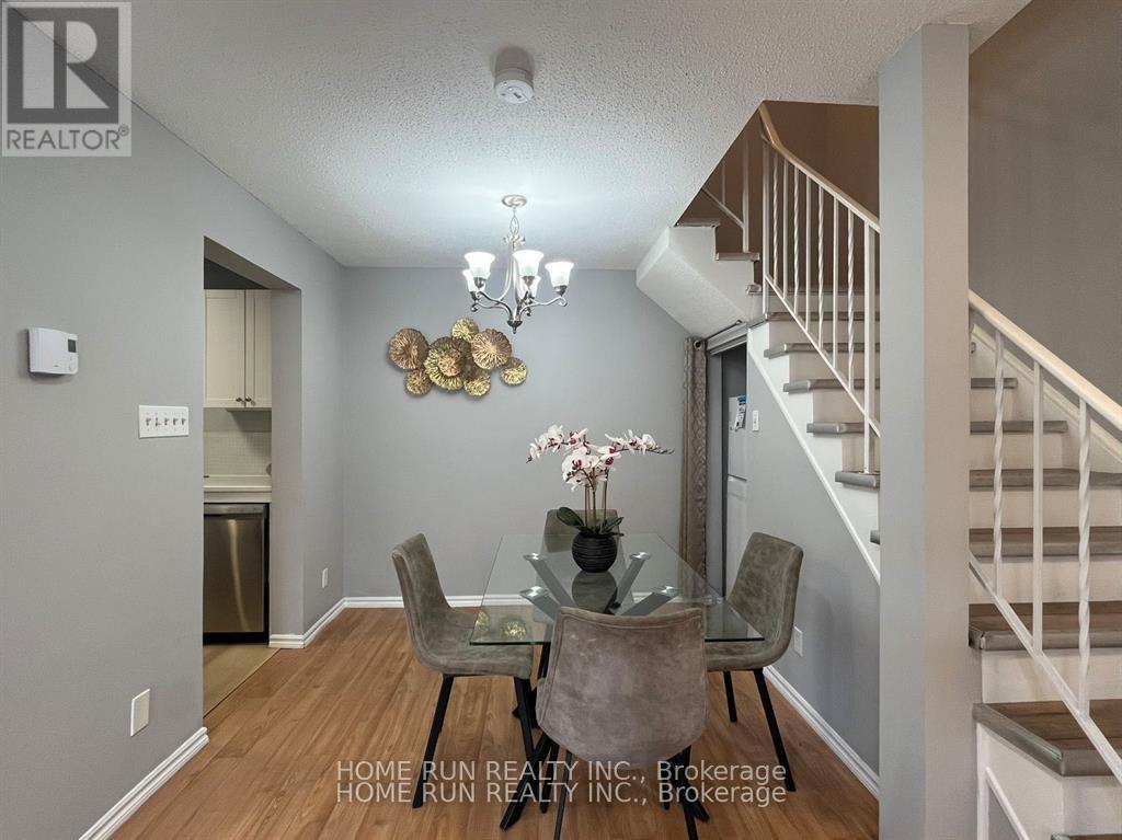 22 - 2610 Draper Avenue