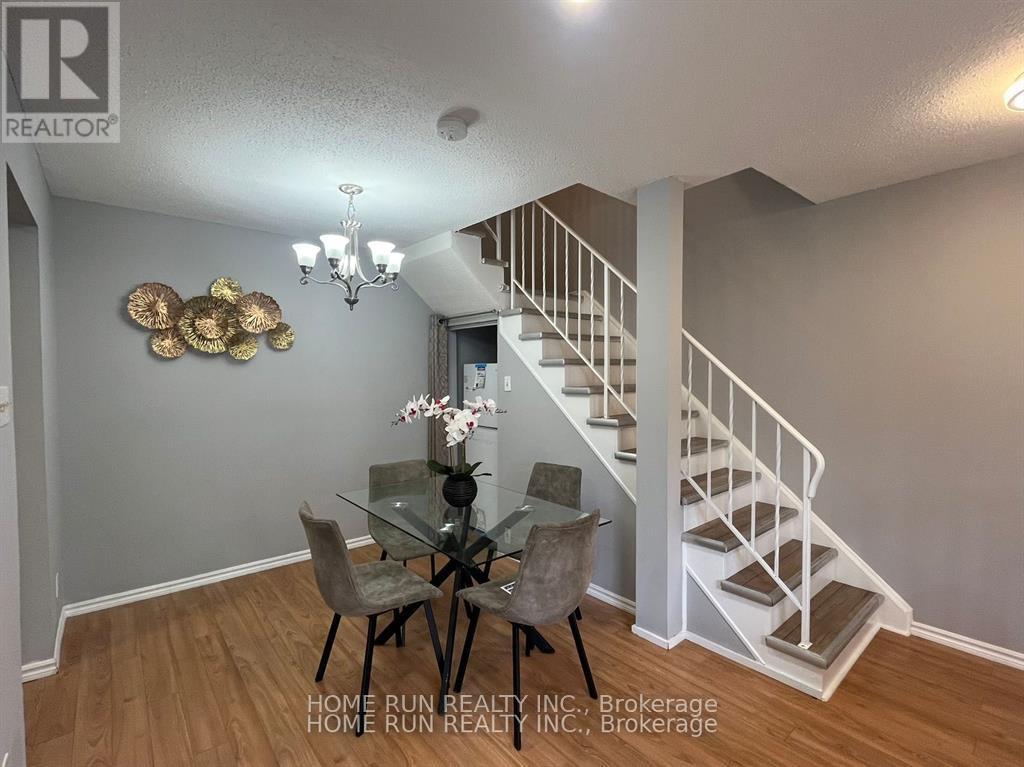 22 - 2610 Draper Avenue