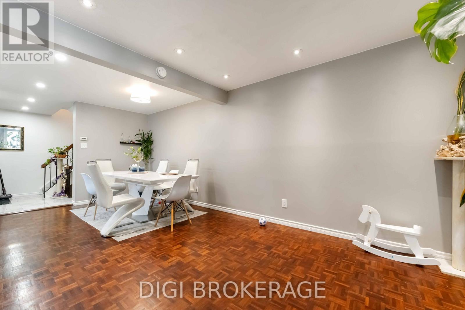 1422 Lassiter Terrace