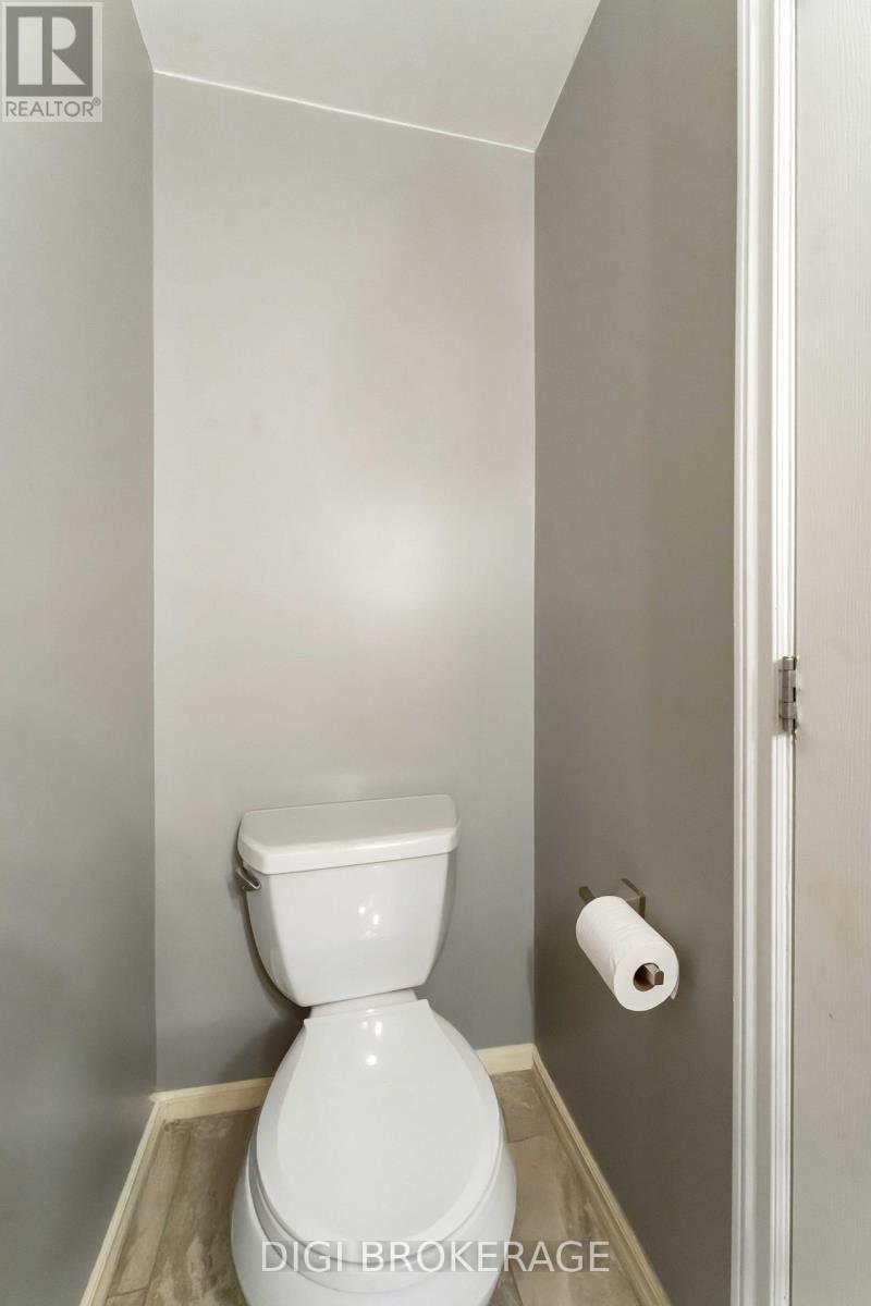 1422 Lassiter Terrace