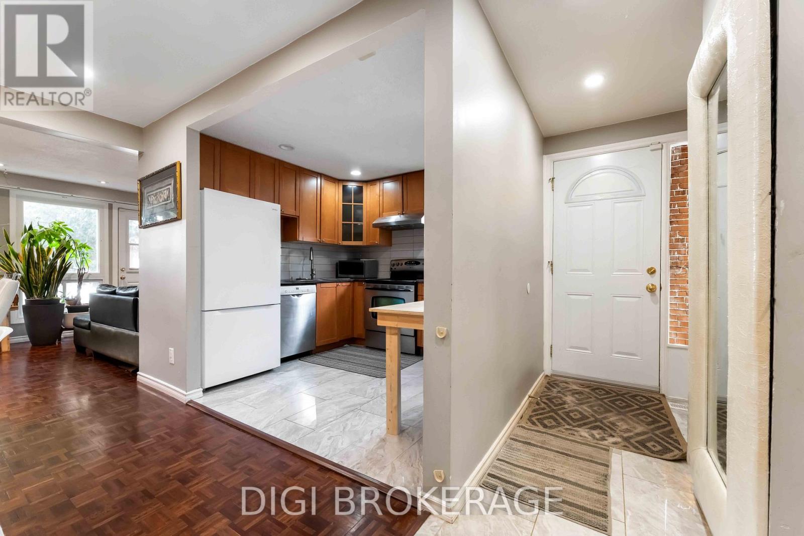 1422 Lassiter Terrace